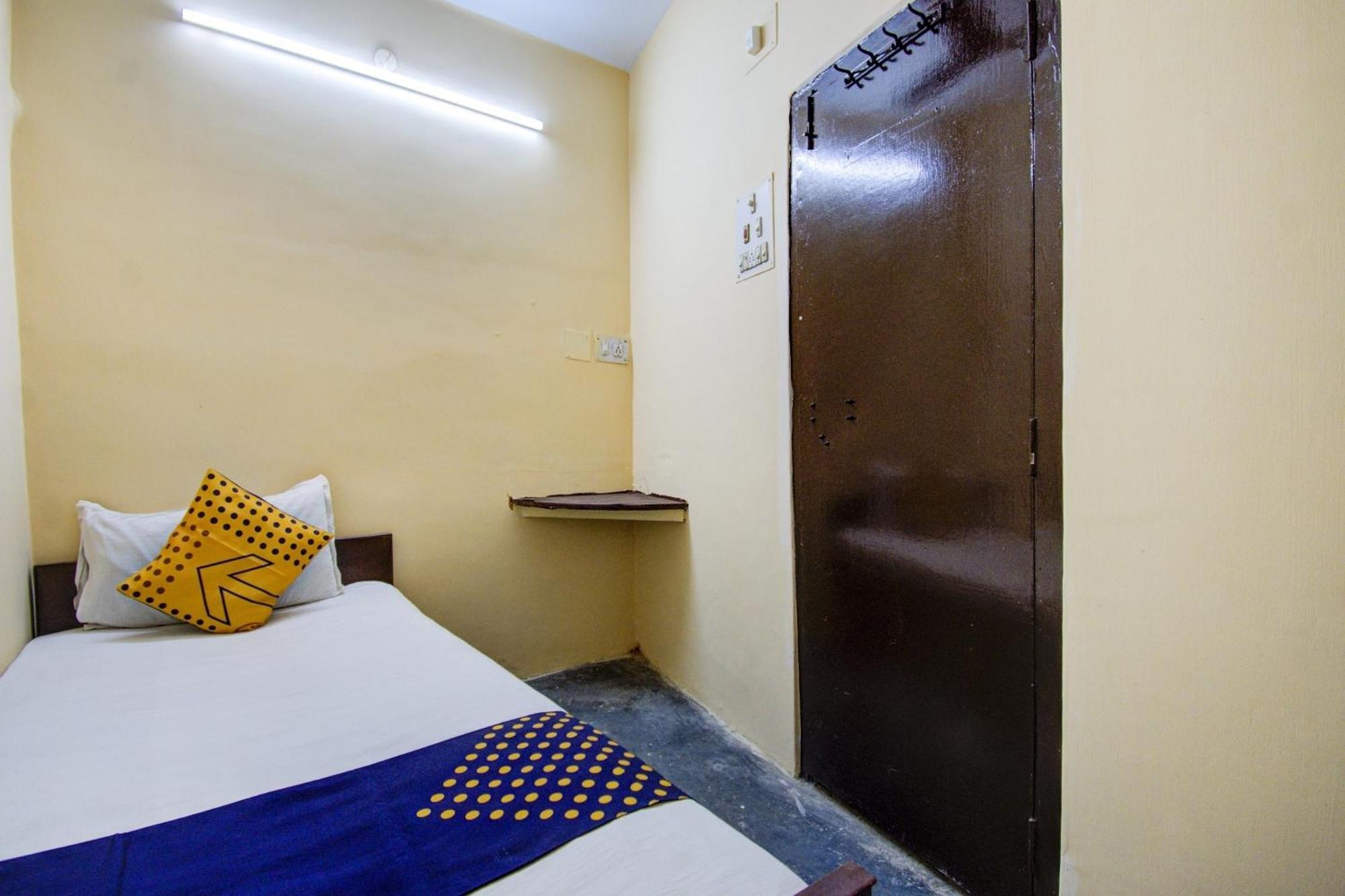 Spot On Dear Hotel Calcutta Calcutta Bara Bazar Eksteriør billede