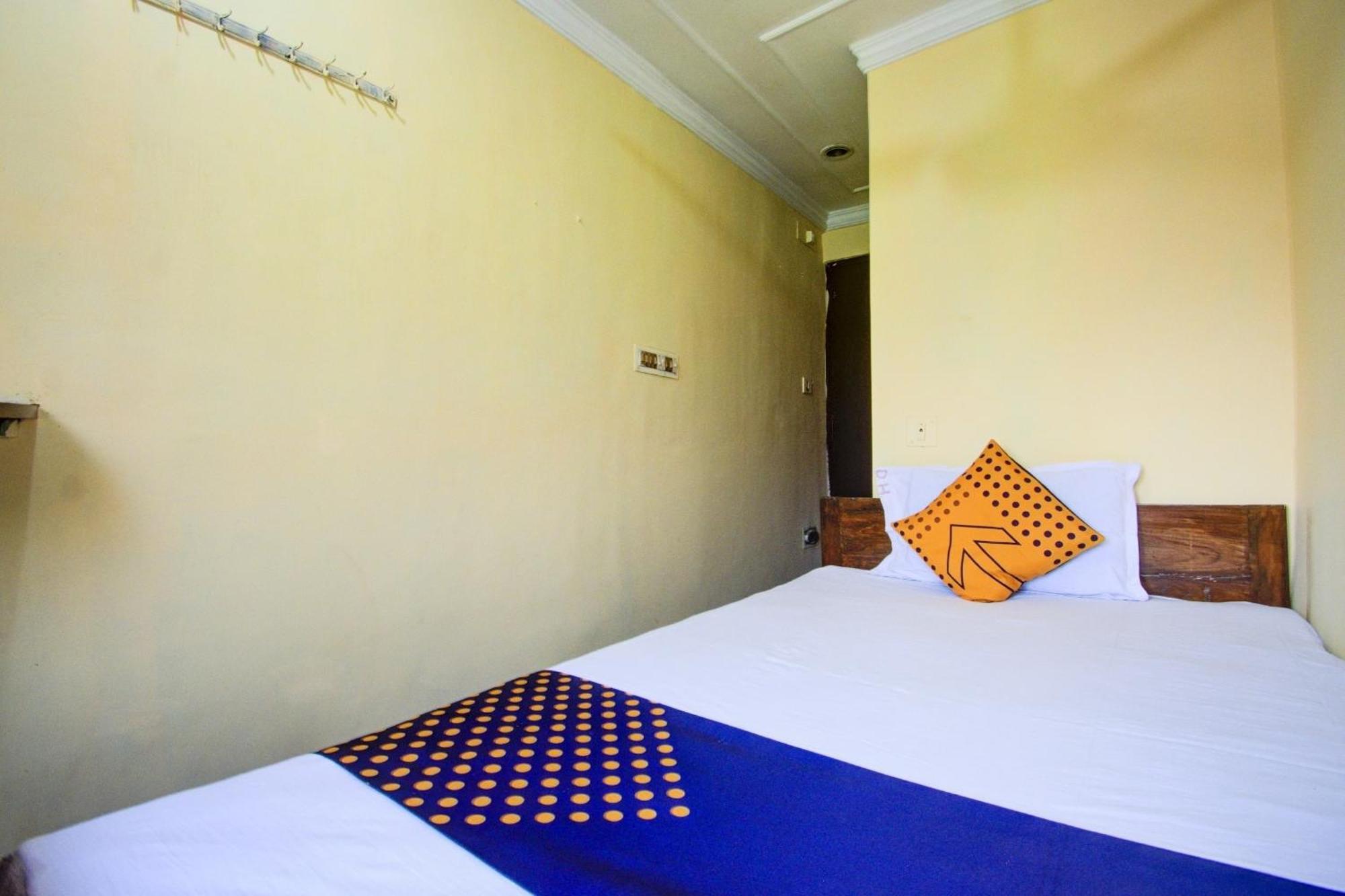 Spot On Dear Hotel Calcutta Calcutta Bara Bazar Eksteriør billede