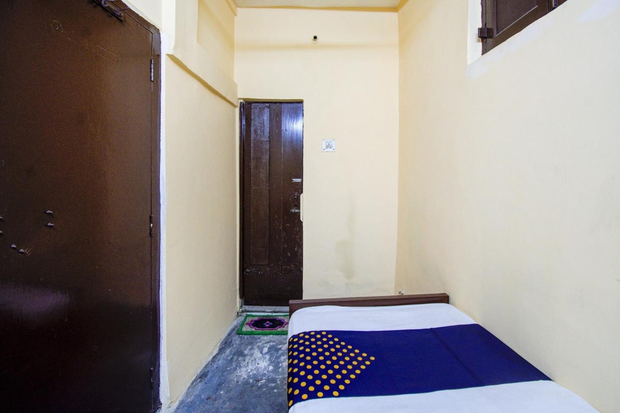 Spot On Dear Hotel Calcutta Calcutta Bara Bazar Eksteriør billede
