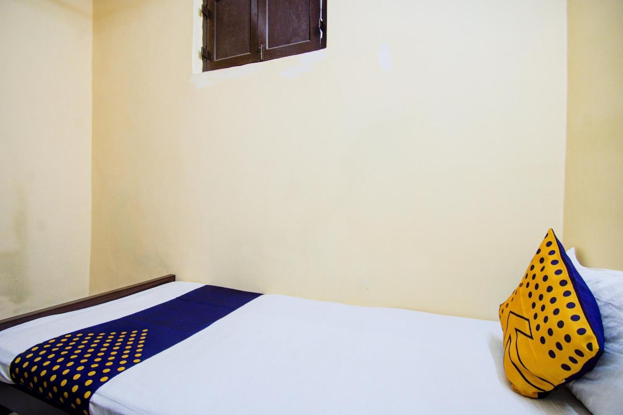 Spot On Dear Hotel Calcutta Calcutta Bara Bazar Eksteriør billede
